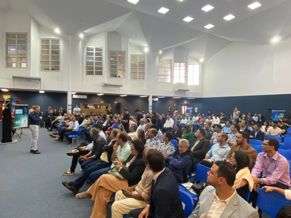 Audiência pública estadual em Linhares