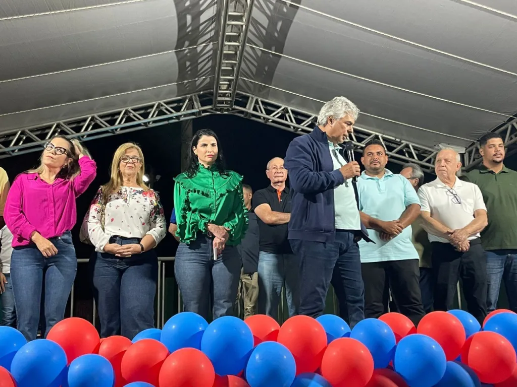Prefeitura de Nova Viçosa entrega pavimentação da Rua Mucuri
