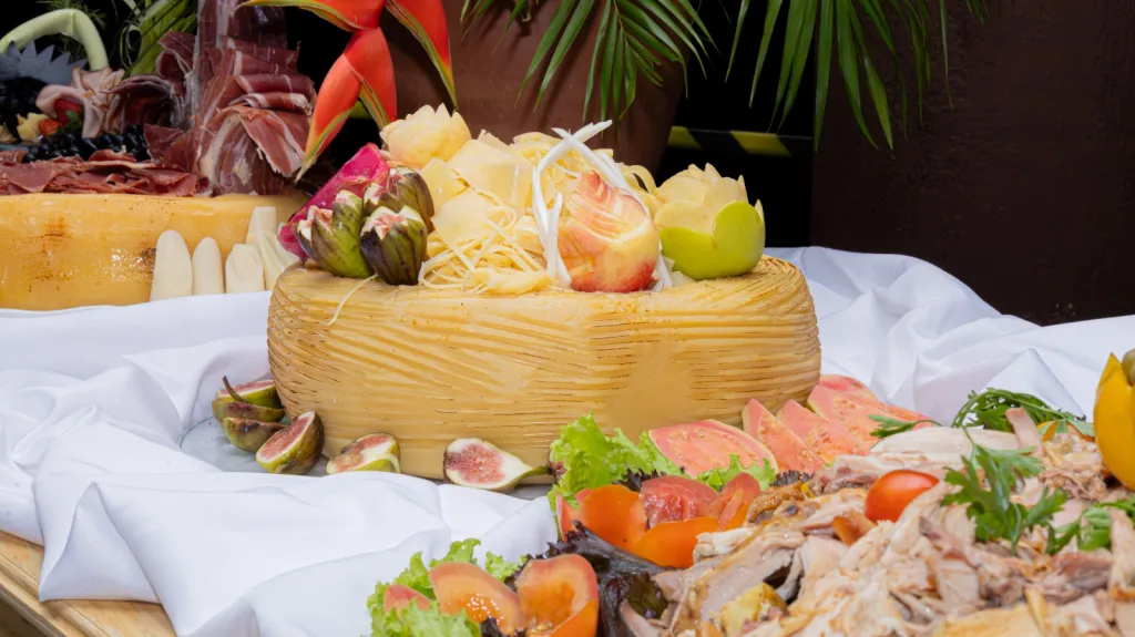 Réveillon do Porto Seguro Praia Resort celebra magia dos anos 90