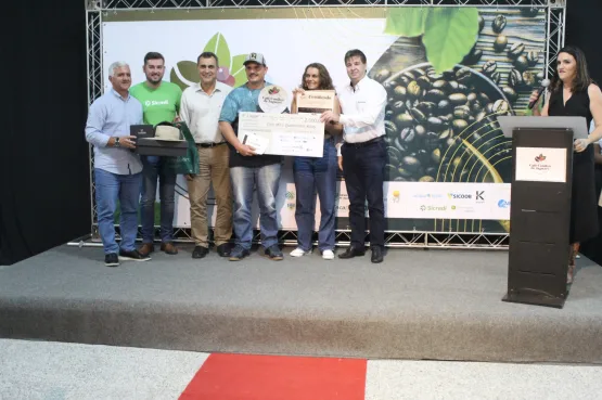 Produtora de Barra Seca vence 2º Concurso de Café Conilon de Jaguaré