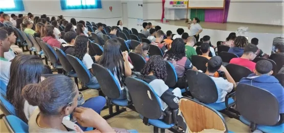 Prefeitura de Jaguaré realiza aulão preparatório para estudantes do município