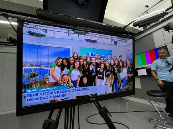 Estudantes de Pedro Canário visitam TV Vitória