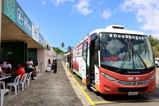 Atletas baianos doam sangue para garantir estoque positivo e salvar vidas no Carnaval