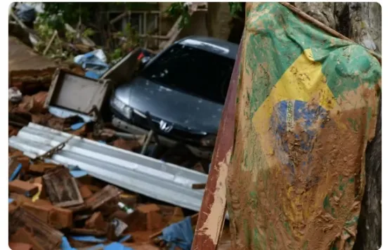 Sobe para 19 o número de mortes após fortes chuvas no ES; seis pessoas seguem desaparecidas
