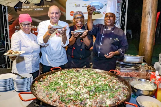 Abertura do Festival Raízes reúne ícones da gastronomia no Eco Bahia Hotel