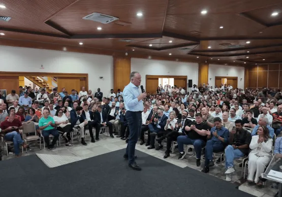 Renato Casagrande anuncia R$ 200 milhões para infraestrutura climática no ES