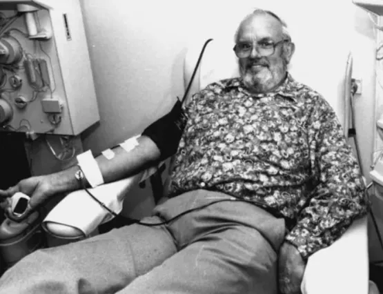 Morre James Harrison, doador  com sangue raro que salvou a vida de 2 milhões de bebês