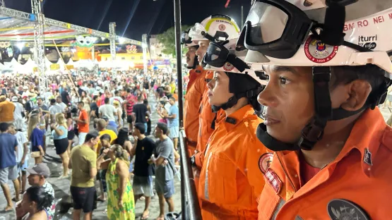 Nova Viçosa cresce em público, garante segurança e movimenta R$ 50 milhões com o Carnaval em 2025