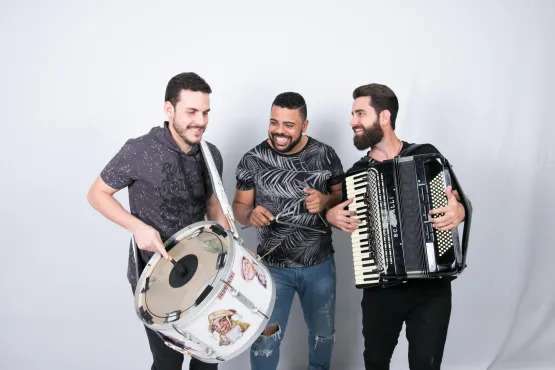 “Arraiá da Vila - Delírio Tropical de São João” promove encontros musicais inéditos