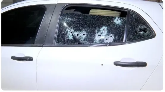 Criança morre baleada após carro da família ser atacado por engano no ES