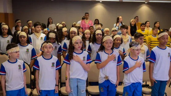 SOS Abelhas: projeto engaja alunos de Linhares no cuidado com o meio ambiente
