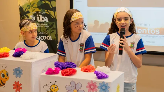 SOS Abelhas: projeto engaja alunos de Linhares no cuidado com o meio ambiente