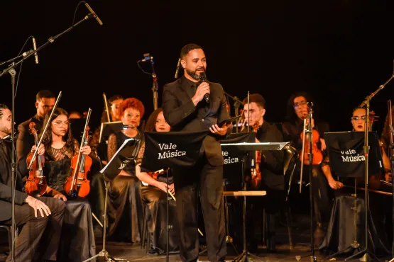 Concerto da Orquestra Jovem Vale Música percorre diferentes estilos da música clássica
