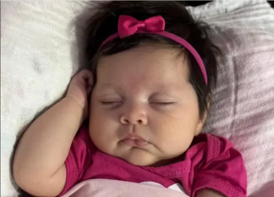 Mãe descobre quarta gravidez nove meses após vasectomia do marido: 'Chorei dias e noites'