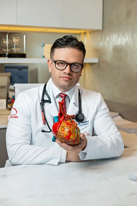 Palpitação ou crise de pânico? Saiba quando o sintoma pode indicar uma arritmia cardíaca