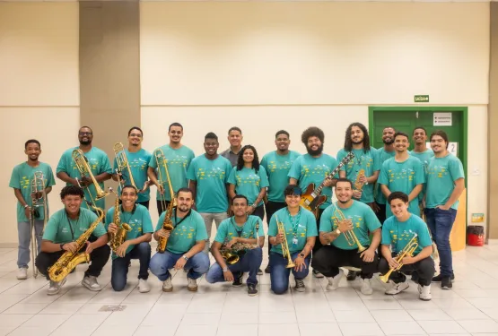 Vale Música Jazz Band lança álbum em concerto gratuito na Praia da Costa