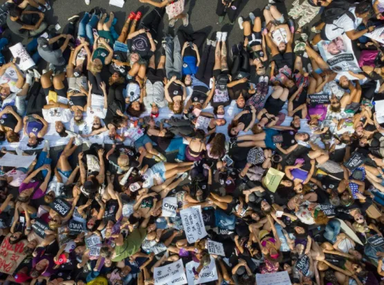 Protestos em 24 estados pedem reação firme ao feminicídio