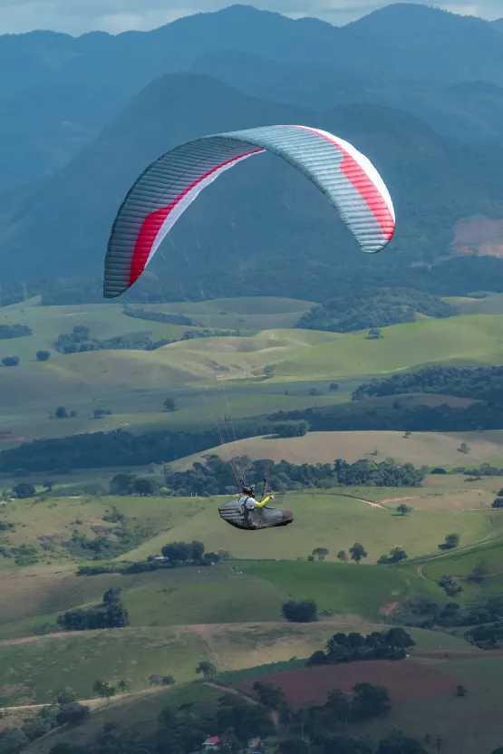 Inauguração da rampa do Monte Urubu reúne amantes dos esportes de aventura em Anchieta Inauguração da rampa do Monte Urubu reúne amantes dos esportes de aventura em Anchieta