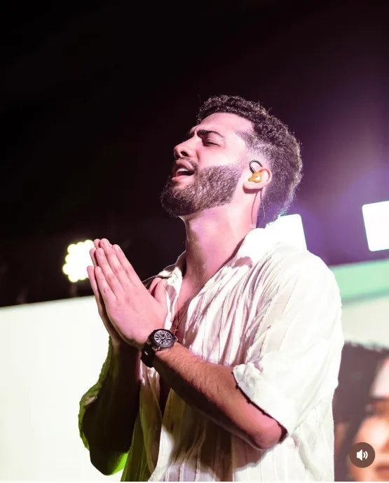 Ensaio do Gui reúne fãs e amigos, no Eco Bahia Hotel