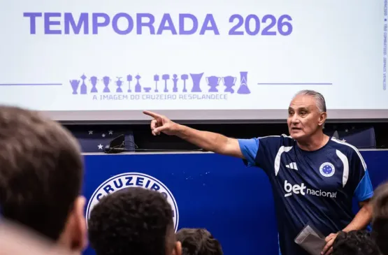 Tite é apresentado e inicia trabalho como técnico do Cruzeiro