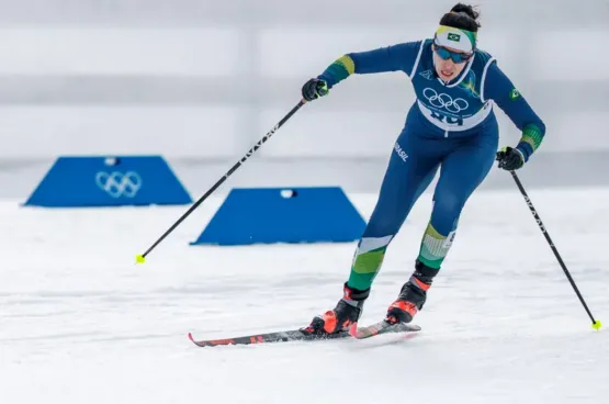 Brasileira passa por exames, recebe alta e segue nos Jogos de Inverno