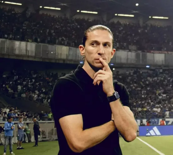 Cruzeiro avalia substituto de Tite; Filipe Luís aparece entre favoritos