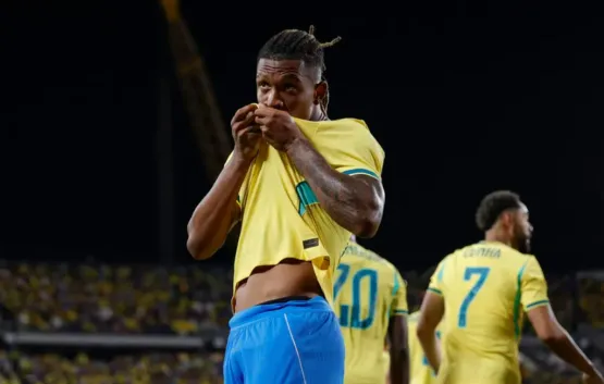 Torcedores elegem destaque de Brasil x Croácia