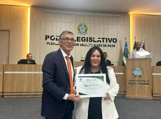 Ex-senadora Rose de Freitas é homenageada por contribuições ao desenvolvimento de Pedro Canário