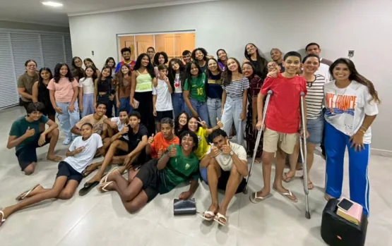 Grupo de adolescentes transforma encontros em ação comunitária em Pedro Canário