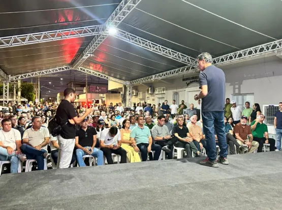 Ricardo Ferraço anuncia contorno viário e entrega obras durante visita a Jaguaré
