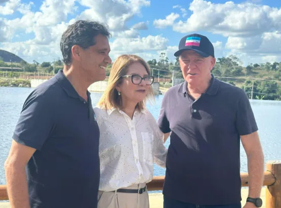 Governo do Estado entrega obras em Montanha e autoriza novos investimentos