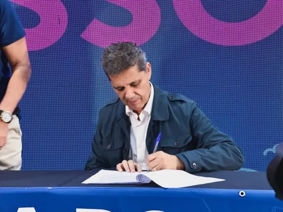 Pazolini é único candidato ao Governo a não assinar compromisso em defesa do Banestes