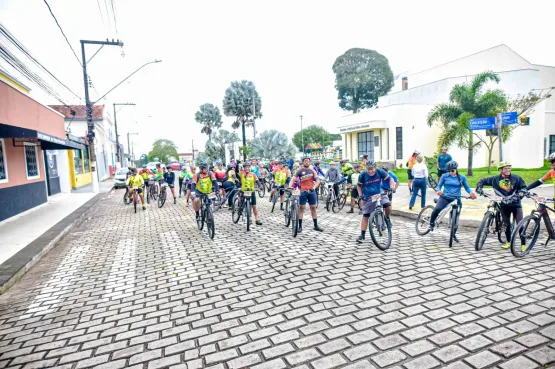 Passeio Ciclístico da Cacau Fest 2026 reúne 100 ciclistas em percurso entre a história e a produção de cacau em Linhares Passeio Ciclístico da Cacau Fest 2026 reúne 100 ciclistas em percurso entre a história e a produção de cacau em Linhares