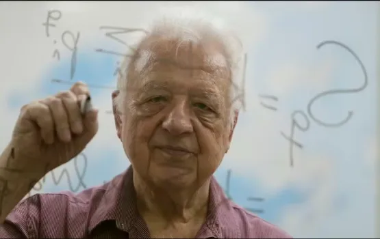 ‘A IA não é como um aparelho que pode ser desligado', explica o físico brasileiro cotado para Nobel