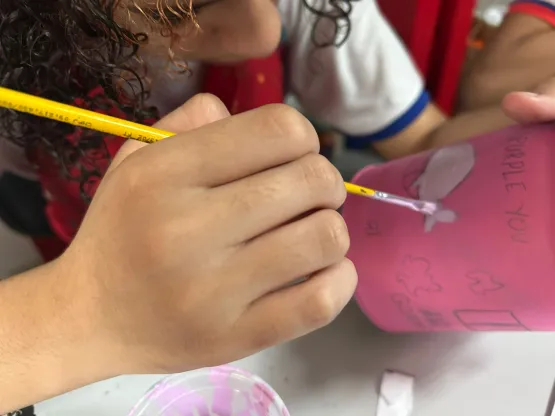 Alunos de escola pública de Vitória abrem mostra de pinturas no Tribunal de Justiça do ES