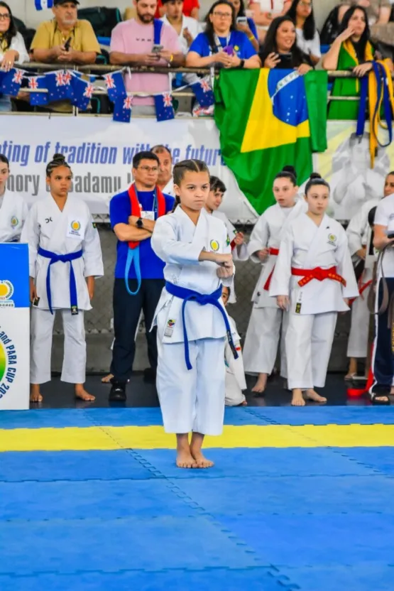 Karateca de Linhares, Valentina Passos, de 11 anos, disputa Open Nacional em Vitória