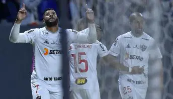 "Jogo gostoso de jogar", diz Hulk após empate entre Palmeiras e Atlético-MG