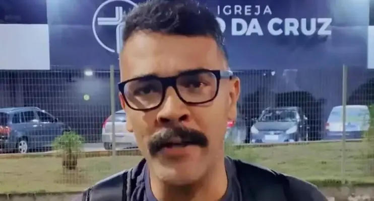 'Estamos muito orgulhosos disso', diz pastor de igreja evangélica que rifou espingarda calibre 12 no ES