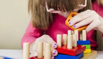 6 opções de brinquedos que estimulam a criatividade nos pequenos