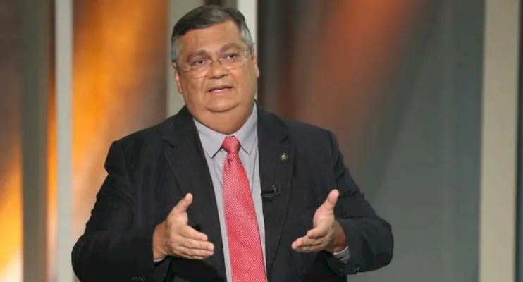 Redes sociais derrubaram 756 perfis após violência nas escolas, diz Dino