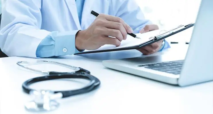 Saúde abre edital de seleção para médicos no programa Qualifica-APS