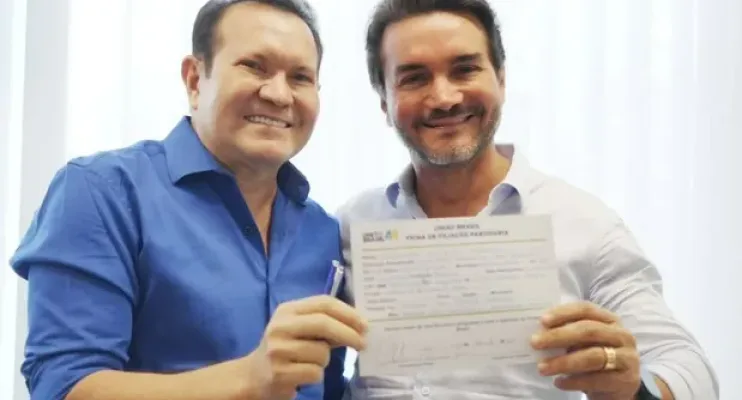 A convite do ministro do Turismo, Ximbinha se filia ao União Brasil e entra para a política