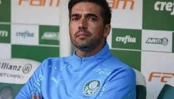 Abel Ferreira fala em 'ambição grande' e promete Palmeiras 'top' no jogo de volta