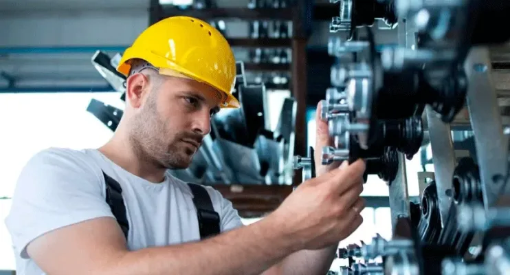 Abertas as inscrições para cursos gratuitos de Operador de Torno CNC e Mecânico de Máquinas Agrícolas