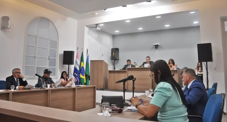 Abono natalino é aprovado para os servidores do Legislativo