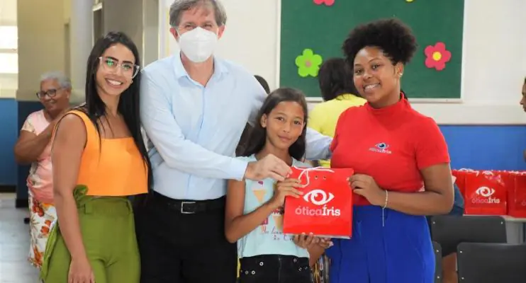 Ação do programa Ver bem, Viver melhor beneficia mais 80 pessoas em Guriri 