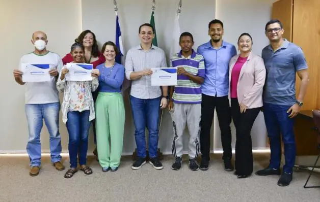 Acolhidos do Centro Pop recebem Certificado de Honra ao Mérito em Vitória
