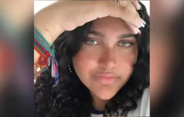 Adolescente baleada na cabeça no ataque em Aracruz deixa UTI; 'Ela venceu, renasceu', diz pai