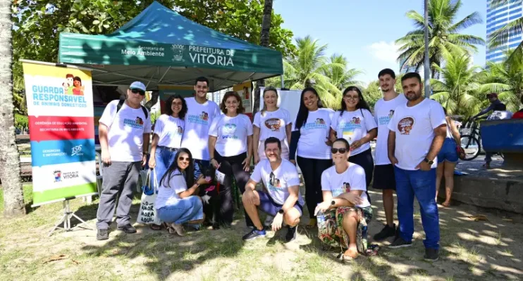 Adote um amigo: evento de adoção de animais fez sucesso na praia da Guarderia