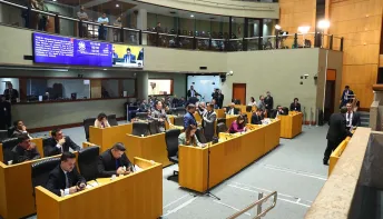 Agenda de trabalhos intensa antes do recesso